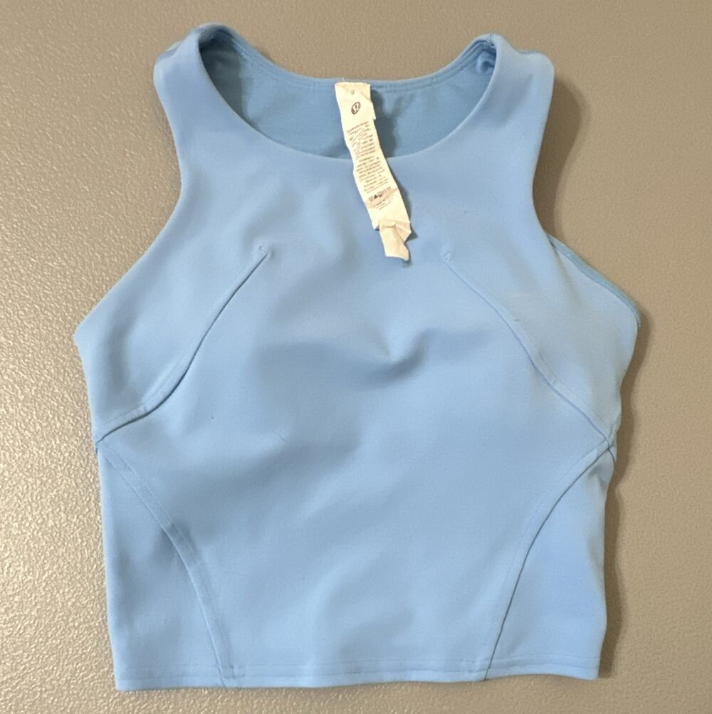 lululemon Women’s Blue Solid Stretch Cropped Sleeveless Round Neck Tank 0